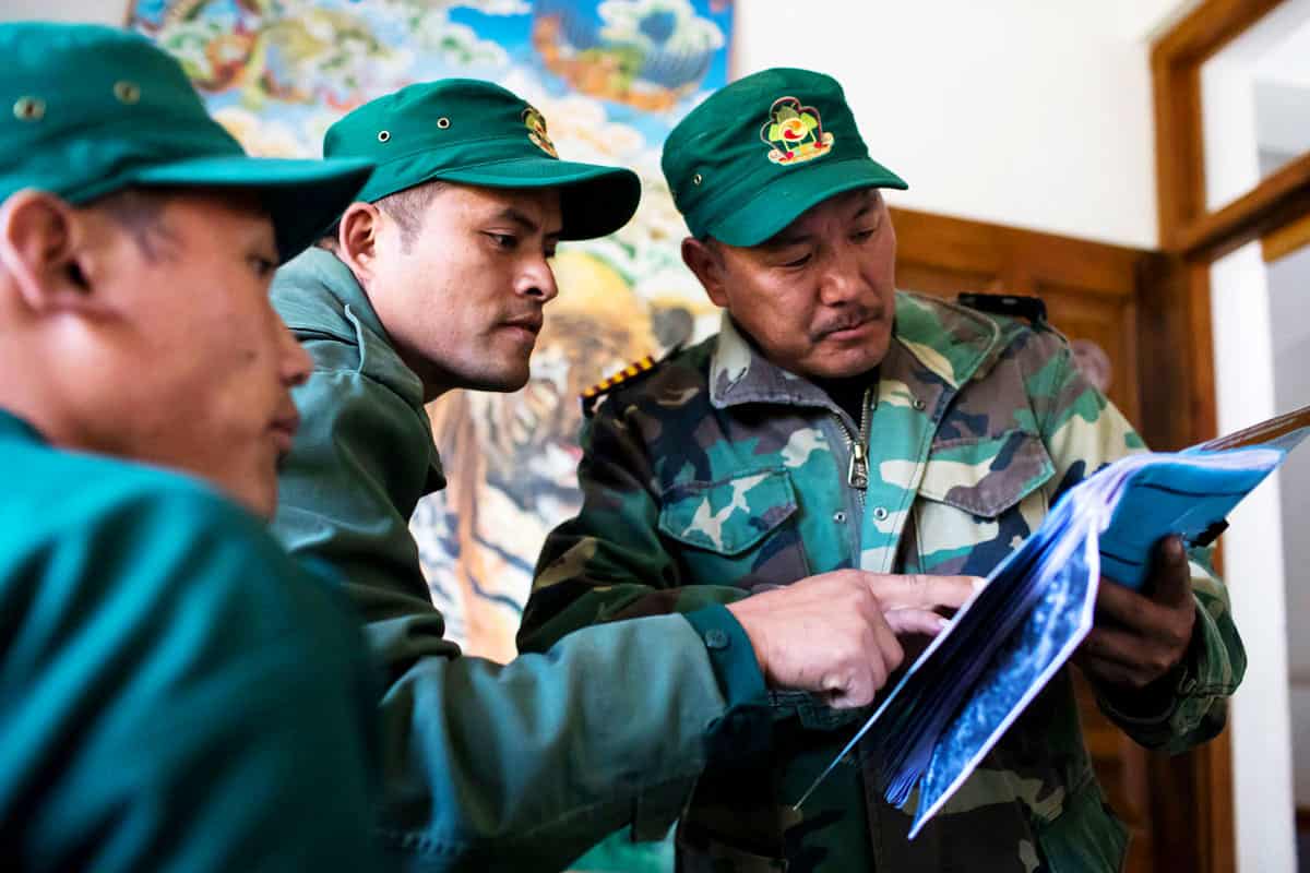 wwf-at_Schulung_von_staatlichen_Ranger_Bhutan_1200x800(c)Emmanuel Rondeau / WWF-UK Schulung von staatlichen Ranger in Bhutan