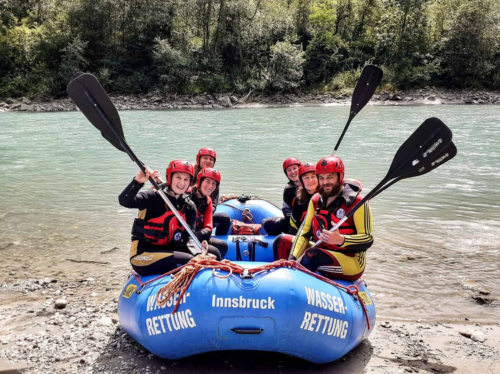 Wissenschaft am Wasser: Die Rafting-Exkursion soll die Aufmerksamkeit für den Schutz des Inn erhöhen