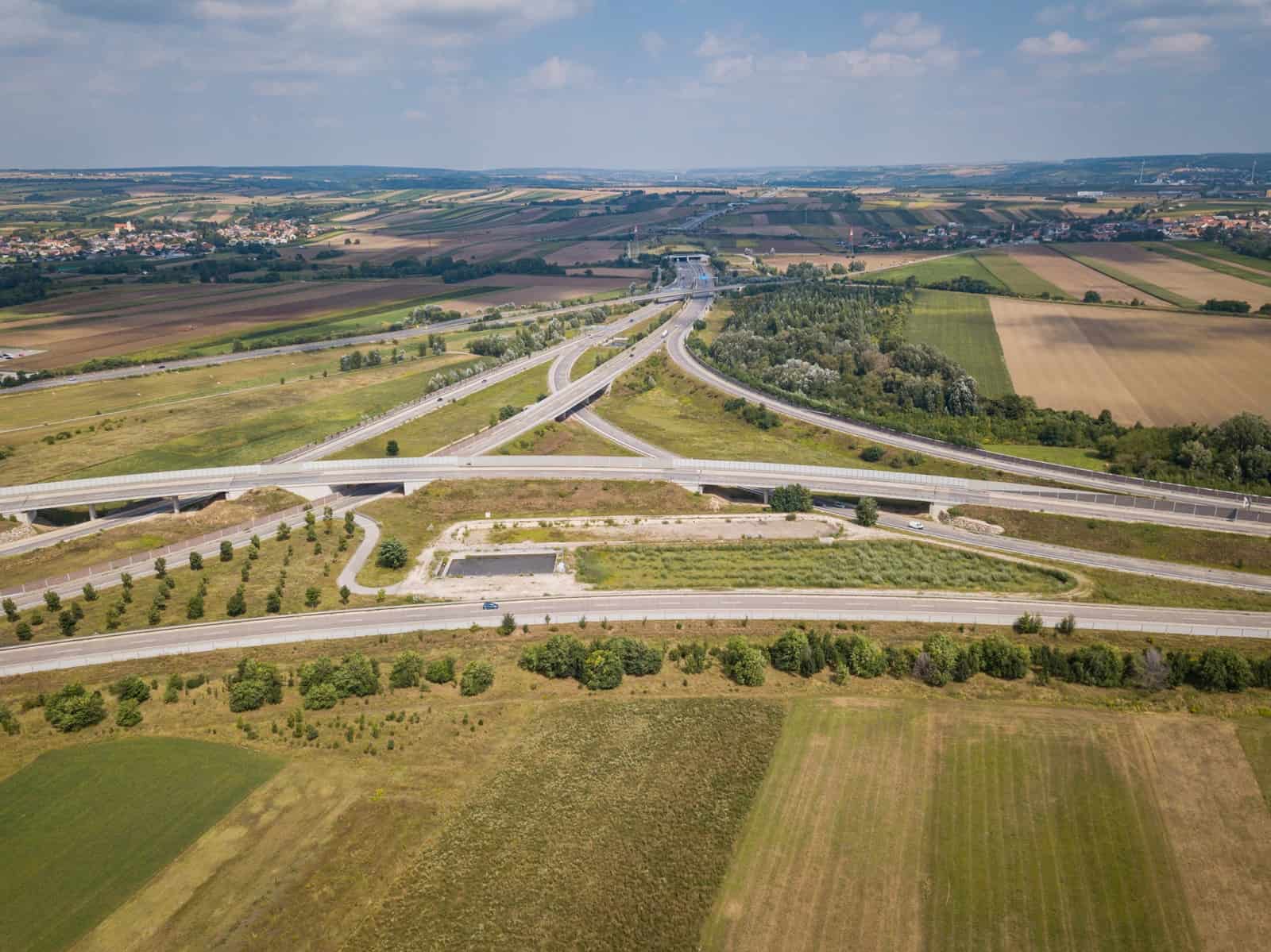 Autobahnknoten in Niederösterreich, © by Christian Lendl Autobahnknoten in Niederösterreich, © by Christian Lendl