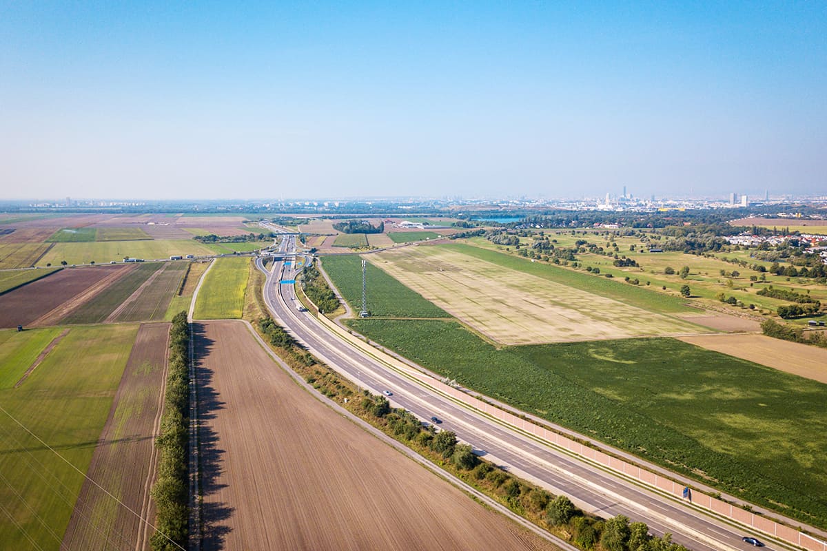 Schnellstraßen tragen massiv zum Flächenfraß bei © Christoph Wisser Schnellstraßen tragen massiv zum Flächenfraß bei © ChristophWisser