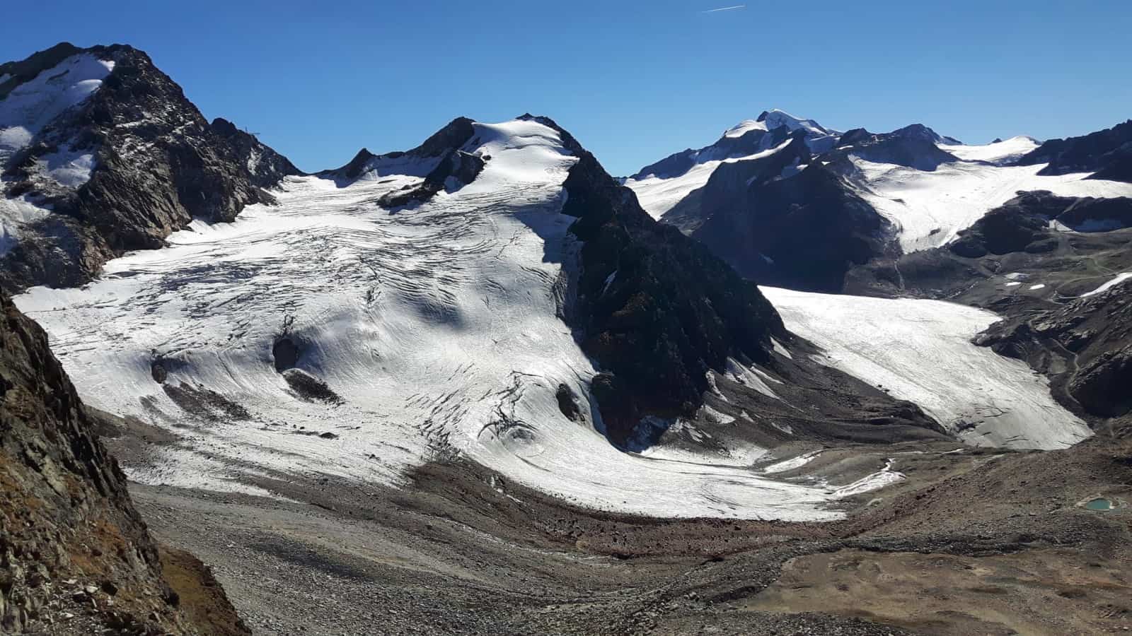 Dem naturbelassenen Linken Fernerkogel droht durch die Gletscherverbauung Pitztal-Ötztal ein Schicksal als Dauerbaustelle. (c) WWF/Vincent Sufiyan