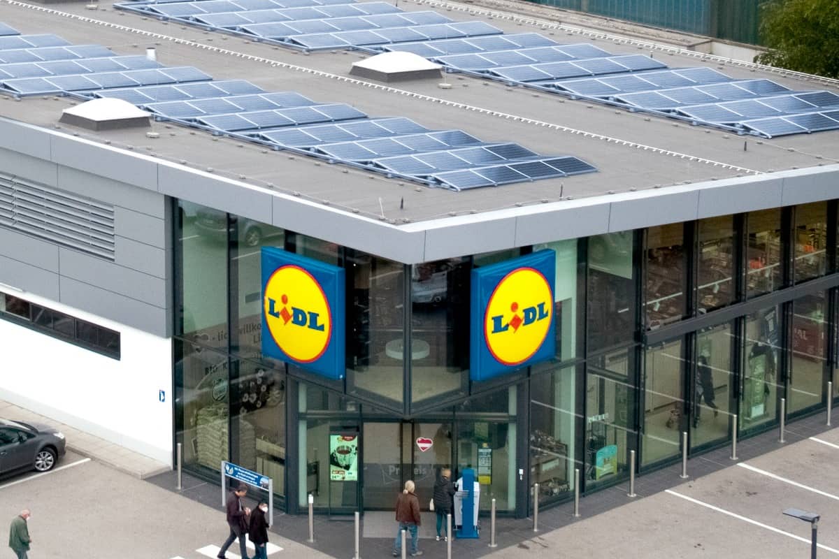wwf-at_LIDL_kooperation_1200x800_c_lidl LIDL Filiale mit Solaranlage