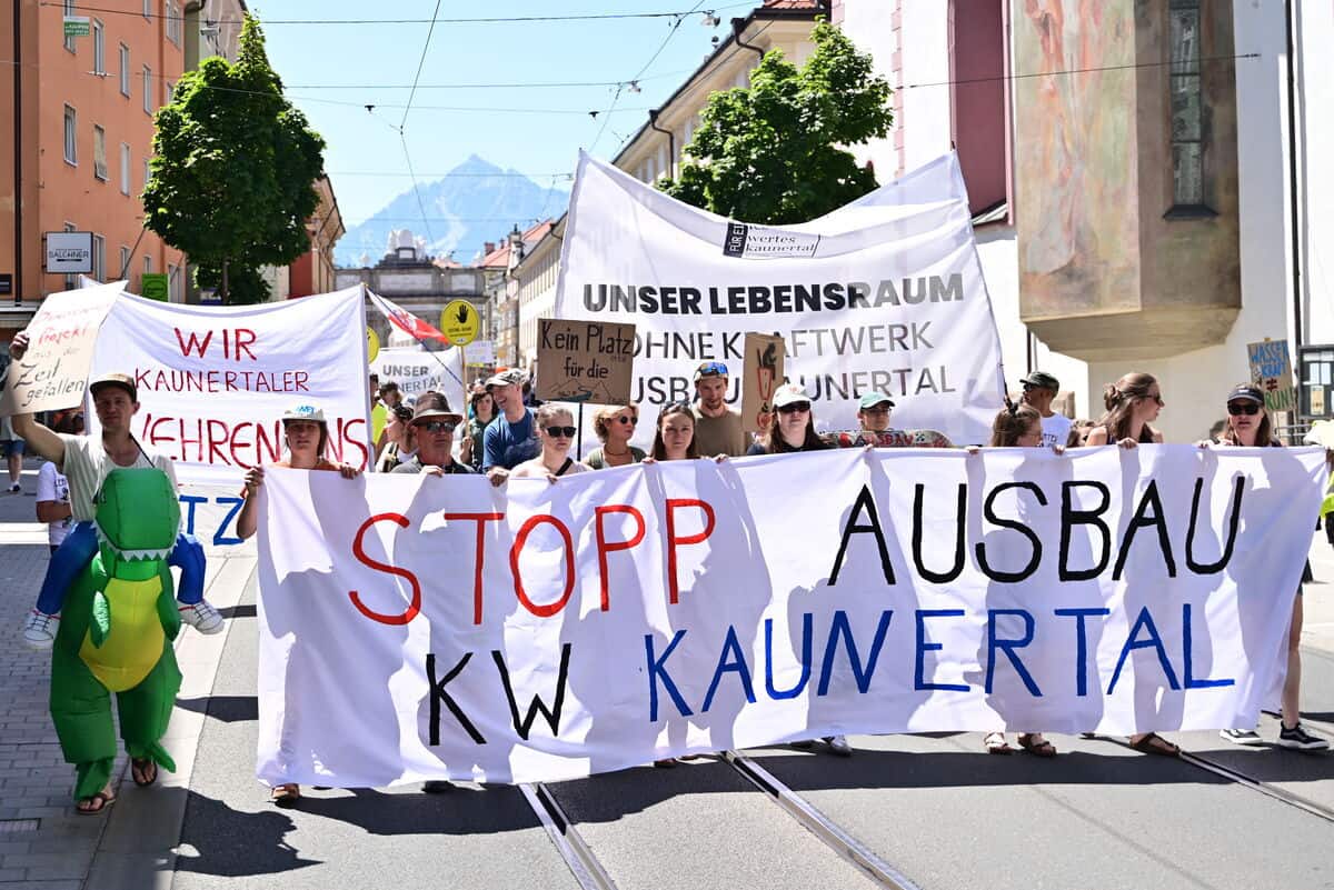 Kaunertal-Demo Innsbruck 25. Juni _DSC_1846-c-WWF_Max Frey